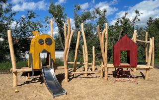 robinia playground