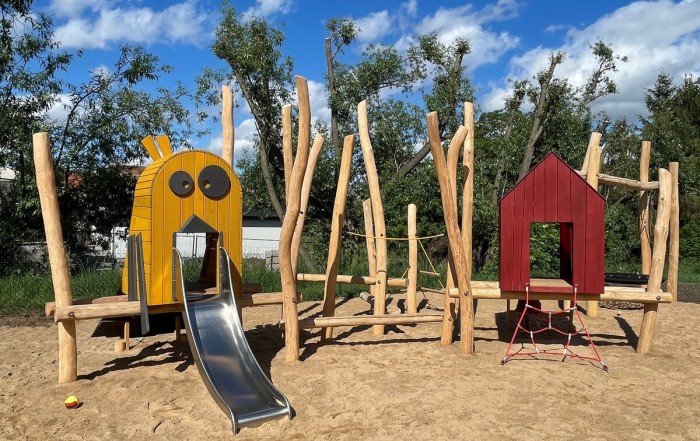 robinia playground